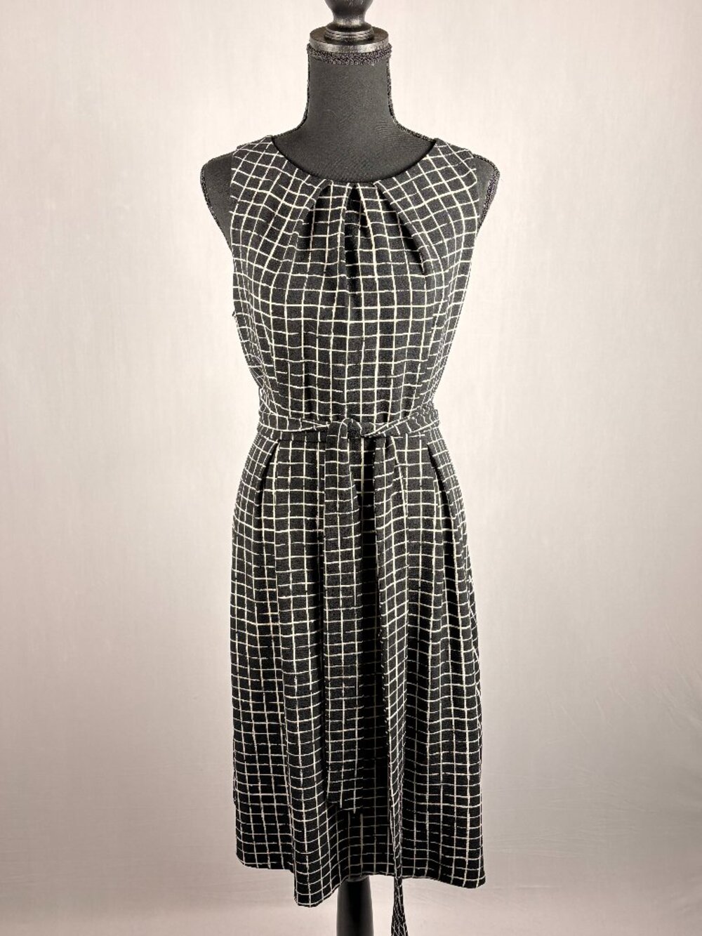 Elle | Retro-Style Fitted Dress w/Tie | 12 | Black/White Print